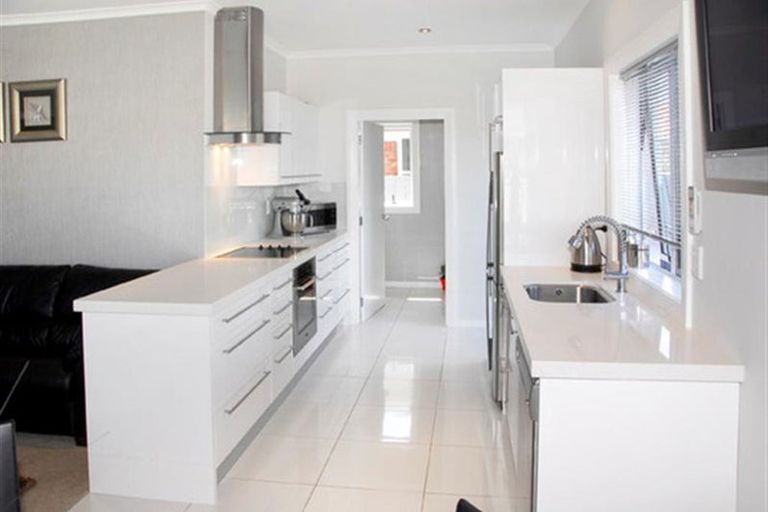 Photo of property in 2 Cashel Street, South Dunedin, Dunedin, 9012