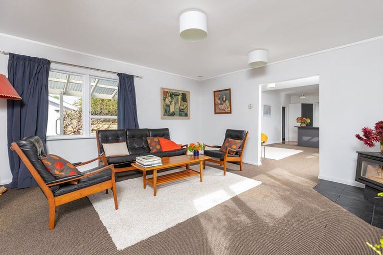 Photo of property in 14 Rexwood Street, Carterton, 5713