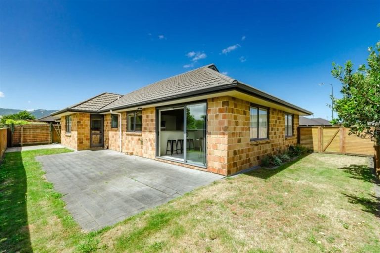 Photo of property in 19 Manhattan Court, Paraparaumu Beach, Paraparaumu, 5032