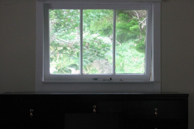 Photo of property in 32 Crieff Street, Northland, Wellington, 6012