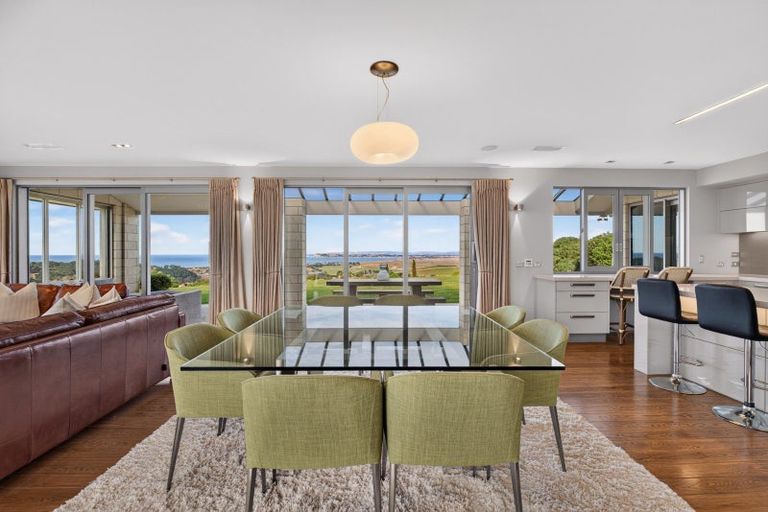 Photo of property in 185 Eskridge Drive, Eskdale, Napier, 4182