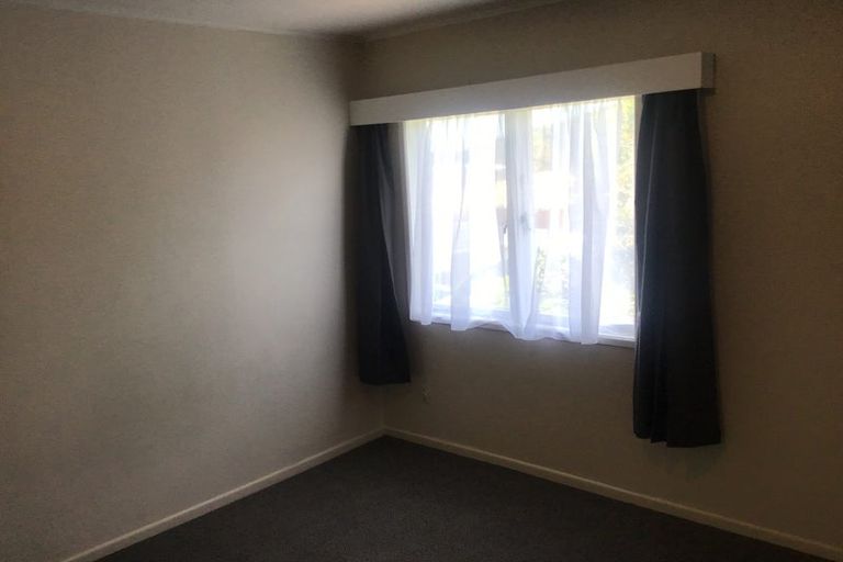 Photo of property in 35 Kamo Road, Regent, Whangarei, 0112