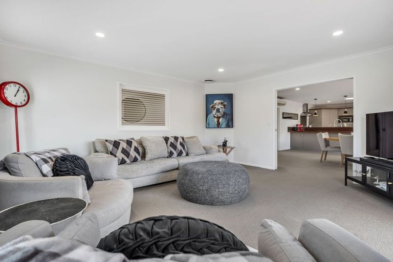 Photo of property in 8 Farleigh Close, Huntington, Hamilton, 3210