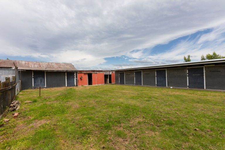 Photo of property in 21 Bevan Street, Woodville, 4920