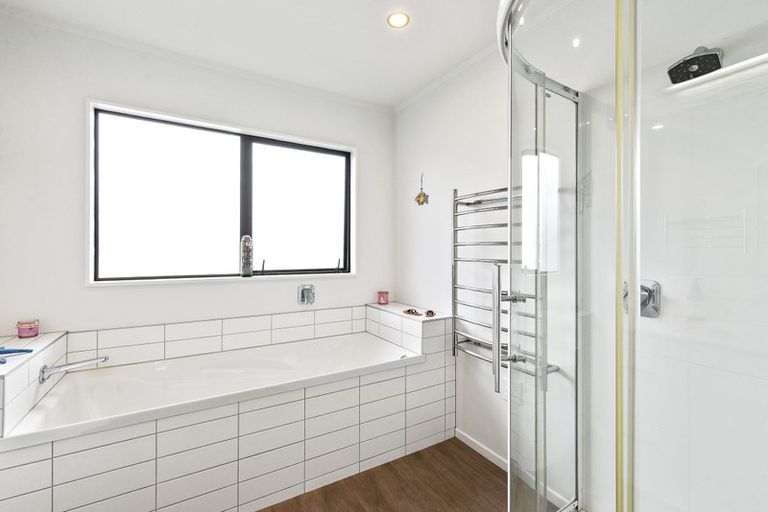 Photo of property in 114a Seaview Road, Paraparaumu Beach, Paraparaumu, 5032