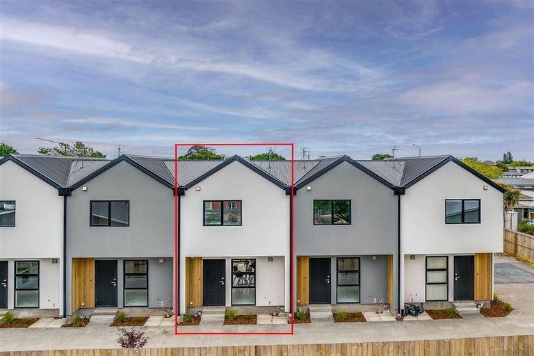 Photo of property in 5/112 Barbour Street, Waltham, Christchurch, 8011