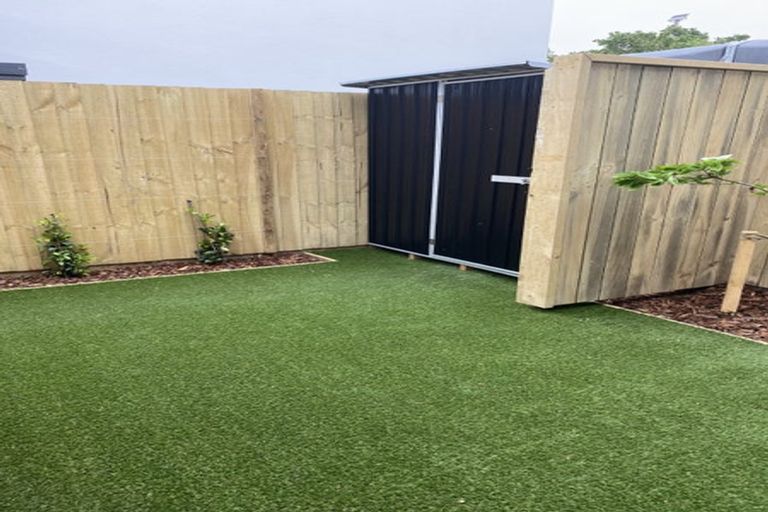Photo of property in 2/14 Nova Place, Christchurch Central, Christchurch, 8011