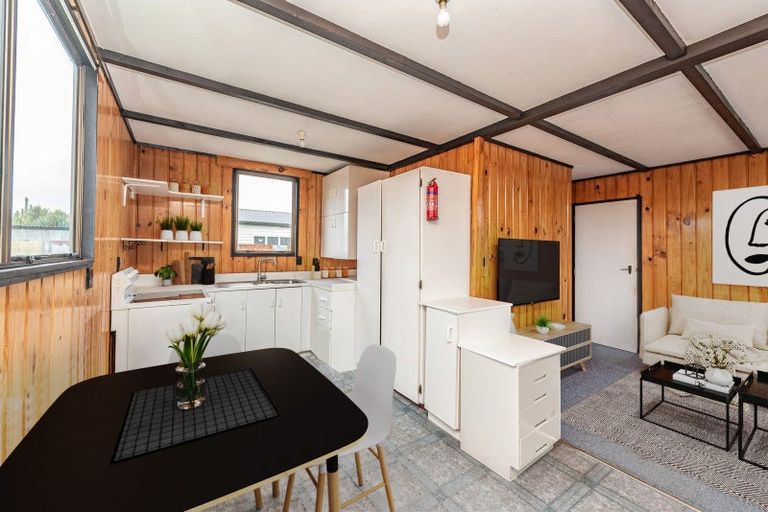 Photo of property in 26 Seafront Road, Castlecliff, Whanganui, 4501