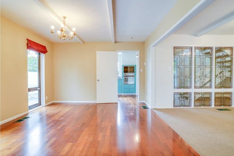 Photo of property in 1/10 Chevron Place, Ilam, Christchurch, 8041