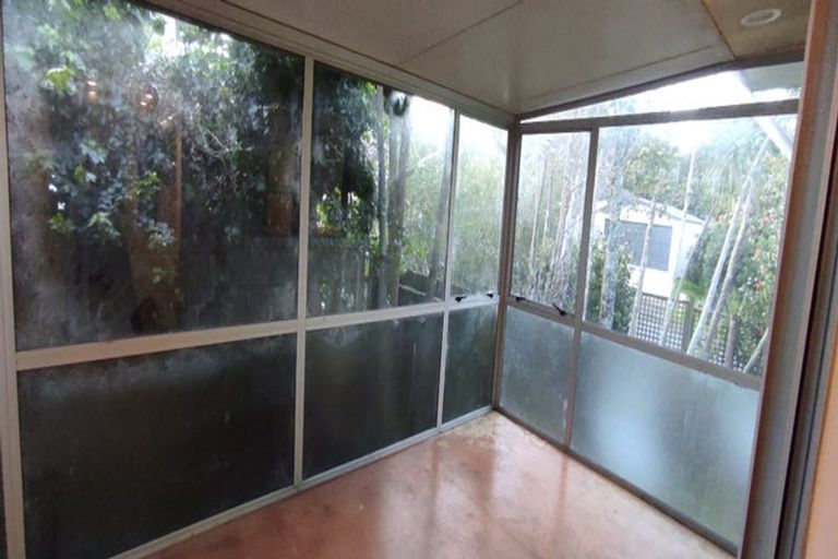 Photo of property in 10 Gerontius Glade, Torbay, Auckland, 0630