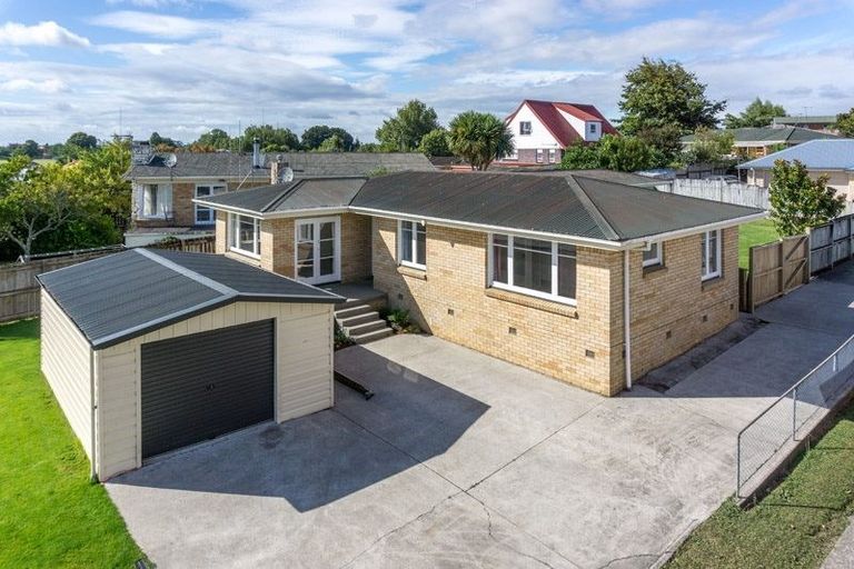 Photo of property in 21 Aberdeen Drive, Dinsdale, Hamilton, 3204