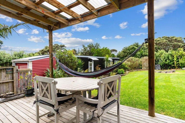 Photo of property in 3 Kelly Street, Baylys Beach, Dargaville, 0377