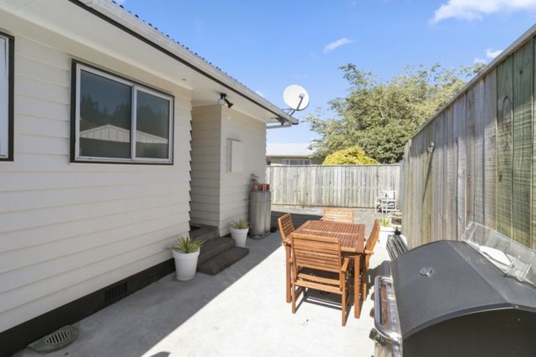 Photo of property in 319a Wellington Road, Wainuiomata, Lower Hutt, 5014