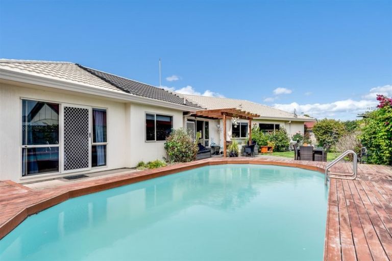 Photo of property in 5 Wilton Row, Taradale, Napier, 4112