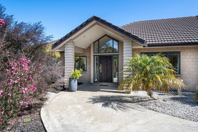 Photo of property in 58e Mcentee Road, Waitakere, Auckland, 0816