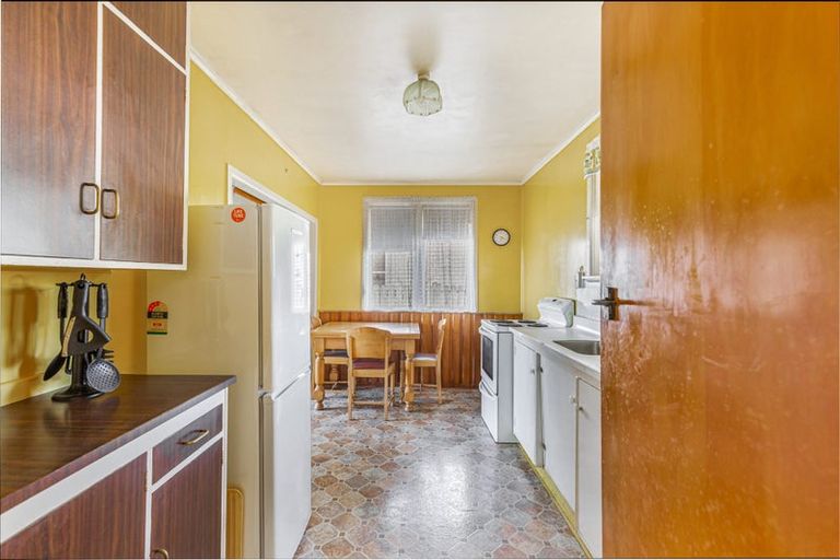 Photo of property in 33 Glenorchy Street, Glen Eden, Auckland, 0602