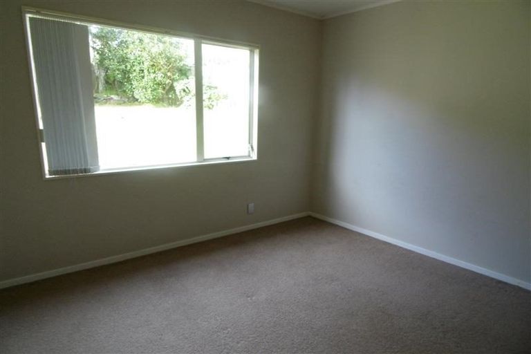 Photo of property in 22 Te Hoe Grove, Pinehill, Auckland, 0632