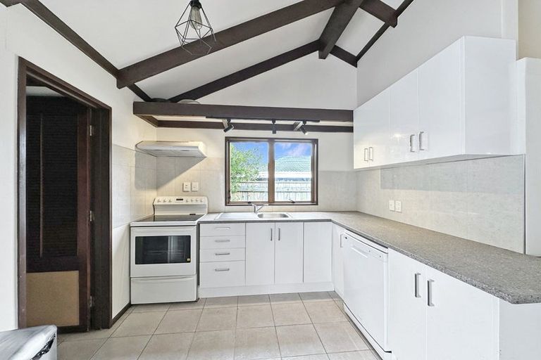 Photo of property in 8 Banks Place, Tawhero, Whanganui, 4501