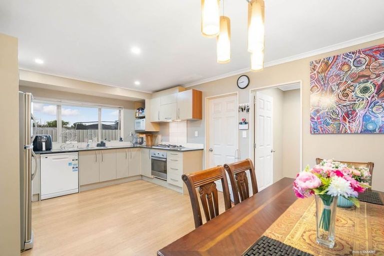 Photo of property in 47 Garelja Road, Henderson, Auckland, 0612