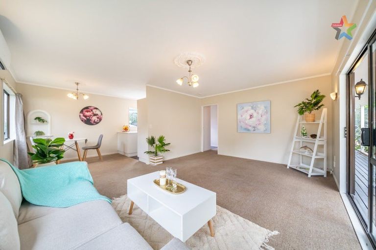 Photo of property in 2/33 Hay Street, Naenae, Lower Hutt, 5011