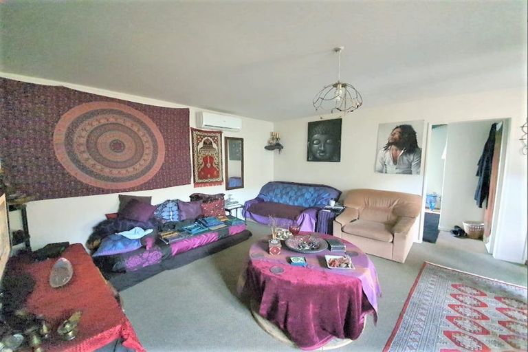 Photo of property in 142 Aro Street, Aro Valley, Wellington, 6021