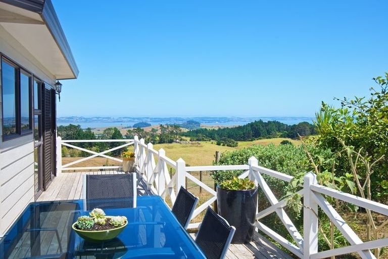 Photo of property in 85 Quail Road, Kaukapakapa, Warkworth, 0984