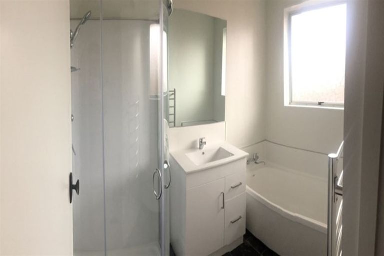 Photo of property in 2/202 Sawyers Arms Road, Bishopdale, Christchurch, 8053