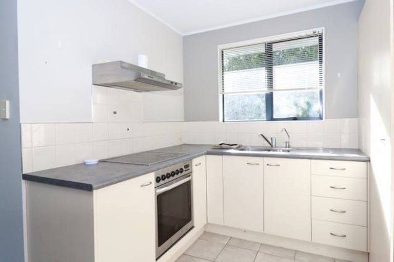 Photo of property in 14 Carnoustie Drive, Wattle Downs, Auckland, 2103