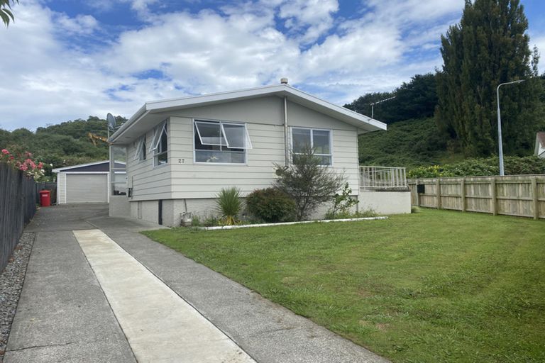 Photo of property in 27 Savage Crescent, Aramoho, Whanganui, 4500