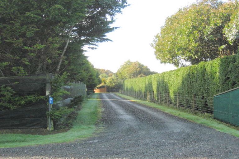 Photo of property in 69 Black Road, Otatara, Invercargill, 9879