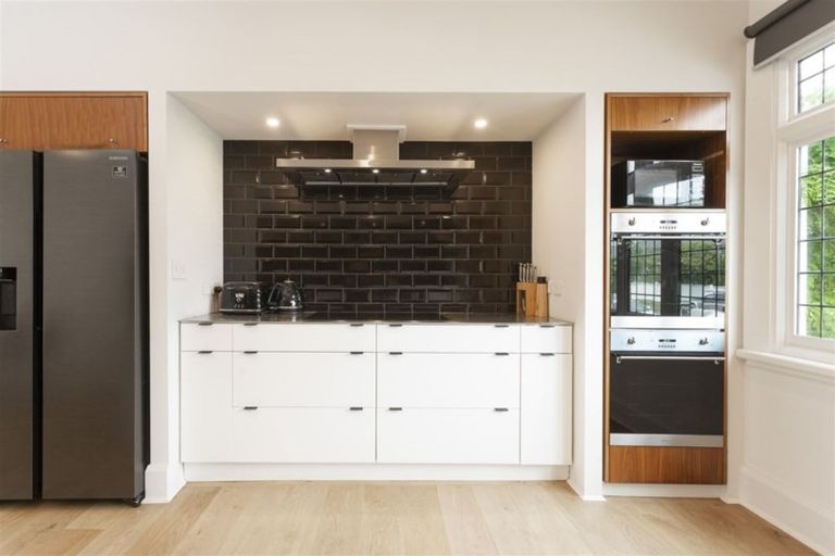 Photo of property in 35 Knowles Street, St Albans, Christchurch, 8052