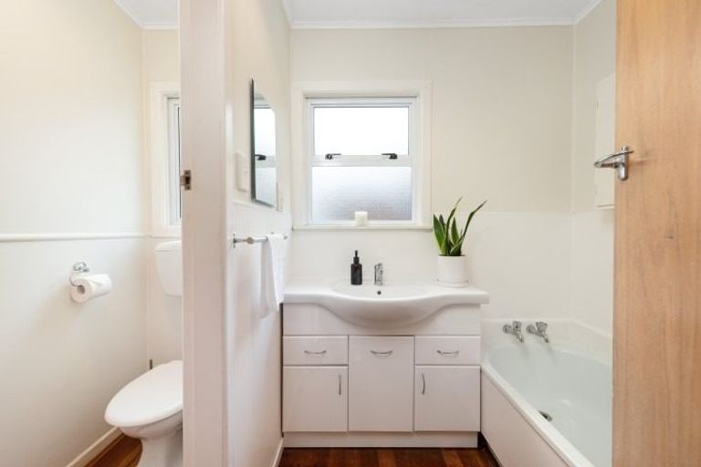 Photo of property in 16 Sharyn Place, Brookfield, Tauranga, 3110