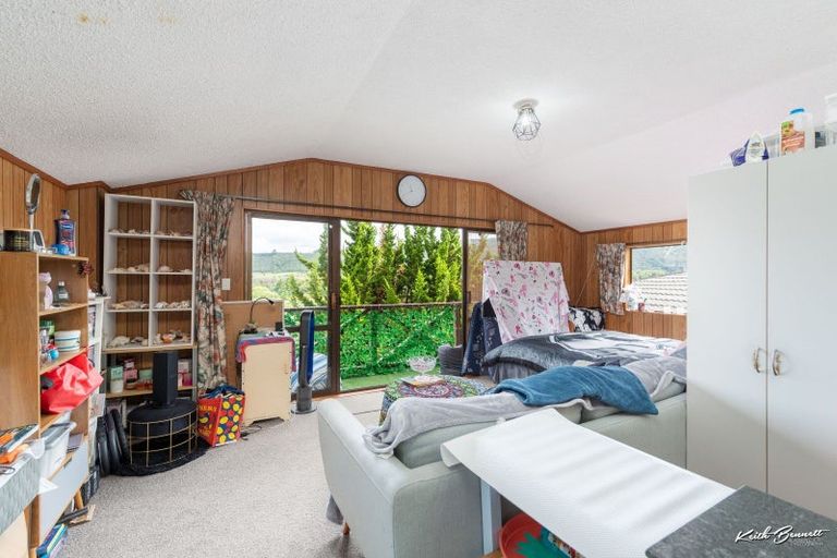 Photo of property in 27 Plateau Road, Te Marua, Upper Hutt, 5018