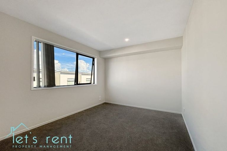 Photo of property in 61 Tima Lane, Mangere Bridge, Auckland, 2022