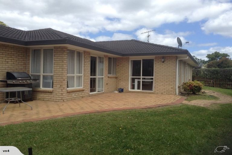 Photo of property in 9 Burnside Court, Rosedale, Auckland, 0632