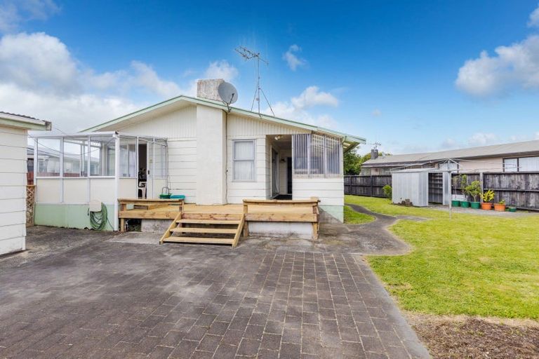 Photo of property in 9 Bremridge Place, Melville, Hamilton, 3206