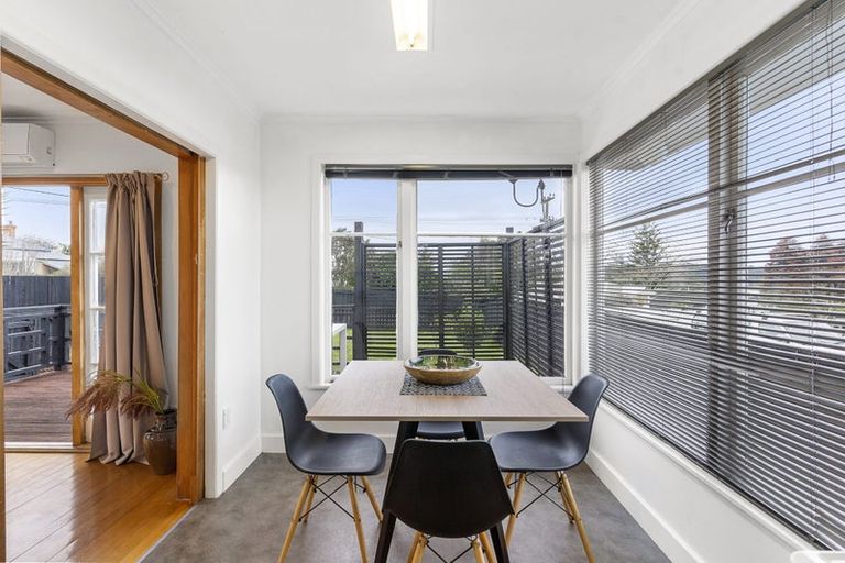 Photo of property in 5 Fairclough Road, Beach Haven, Auckland, 0626