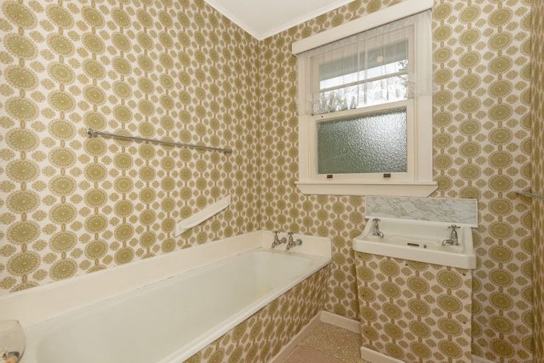 Photo of property in 35 Gordon Street, Mangapapa, Gisborne, 4010