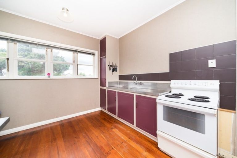 Photo of property in 43 Millar Street, Terrace End, Palmerston North, 4410