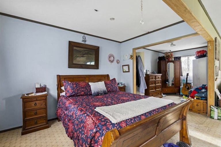 Photo of property in 224 Bridge Street, Eltham, 4322