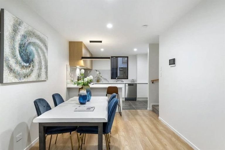 Photo of property in 4/32a Westgate Drive, Massey, Auckland, 0614