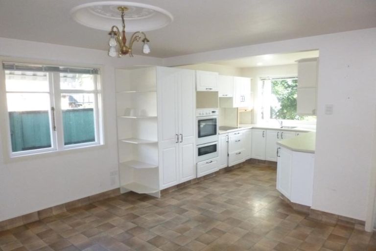 Photo of property in 145 Kings Crescent, Hutt Central, Lower Hutt, 5010