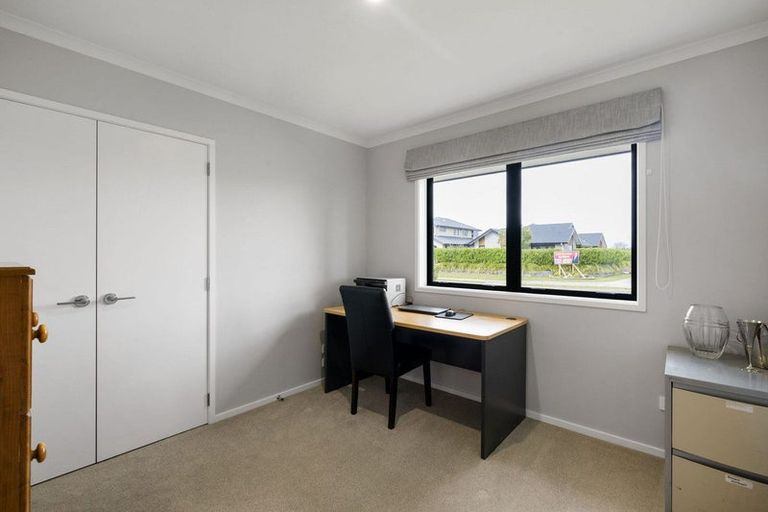 Photo of property in 39a Norfolk Drive, Cambridge, 3434