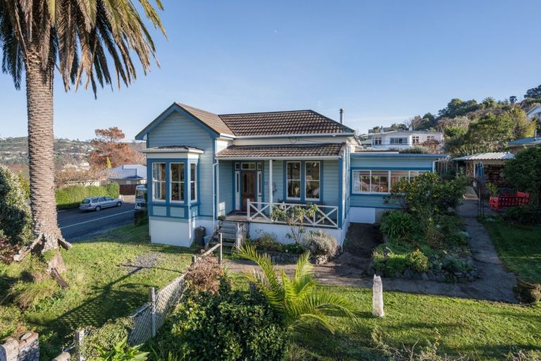 Photo of property in 92 Kawai Street, Nelson South, Nelson, 7010