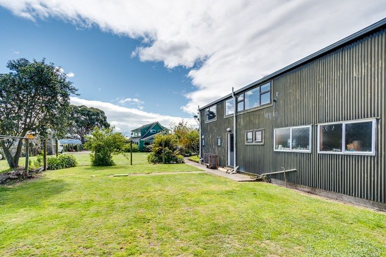 Photo of property in 55 Watchman Road, Westshore, Napier, 4110