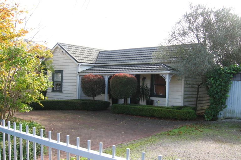 Photo of property in 632 Pakuranga Road, Howick, Auckland, 2010
