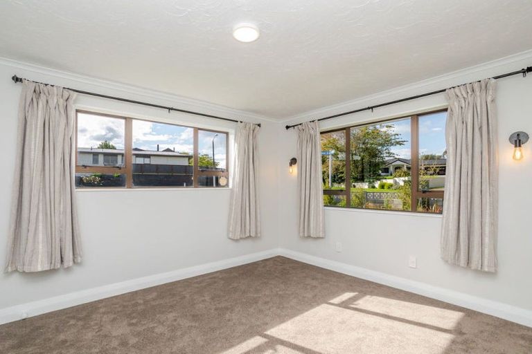 Photo of property in 1 Dawson Street, Dannevirke, 4930