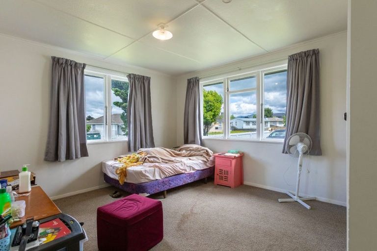 Photo of property in 12 Hartgill Crescent, Dannevirke, 4930