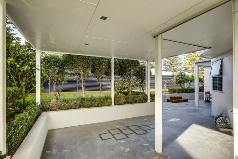 Photo of property in 84 Te Awa Avenue, Te Awa, Napier, 4110