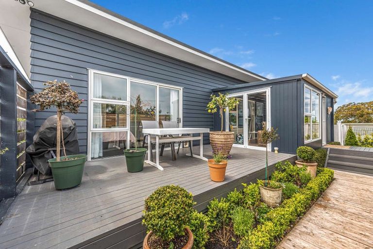 Photo of property in 5 Toi Street, Tawhero, Whanganui, 4501